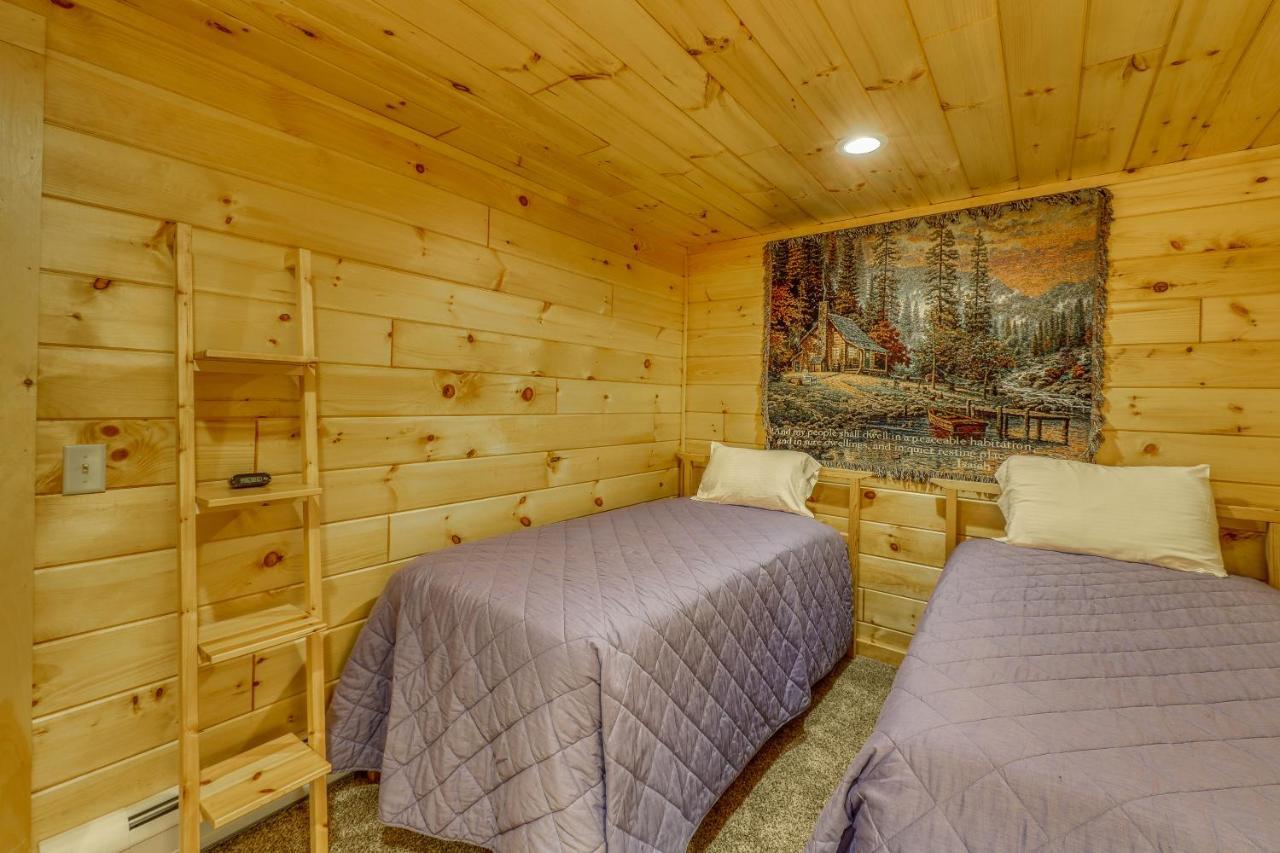 Log Cabin Escape Jacksonville Exterior photo